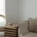 Silver Linings Apartment - Hosted By Burleigh Letting