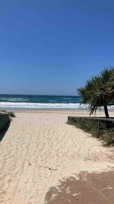 Apartment Silver Linings - Hosted By Burleigh Letting