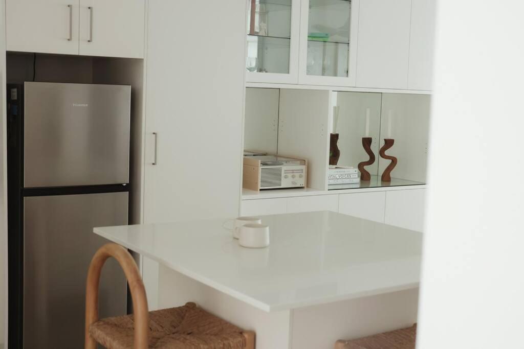 Silver Linings - Hosted By Burleigh Letting *